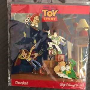 Toy Story Disney Pin Set